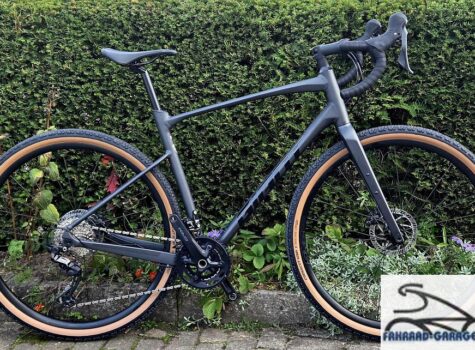 28 Zoll Gravelbike von Giant Revolt 0